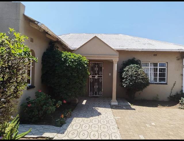 3 BEDROOM PROPERTY TO RENT IN SOUTH HILLS